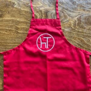 RED APRON WITH LOGO – YOUNG CHILDREN