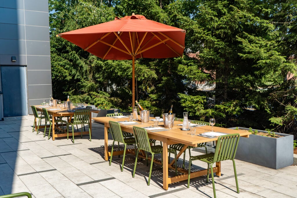 Hudson Table Stamford 44 John St
