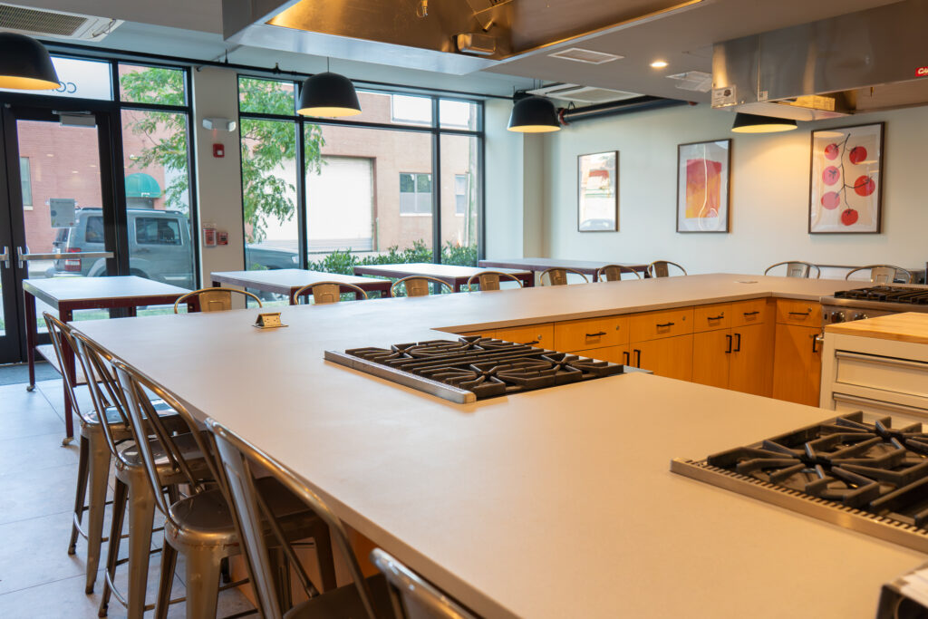 Hudson Table Stamford 523 Canal St