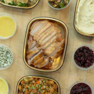 11/25/2026 THANKSGIVING FEAST FOR PICKUP (4 SERVINGS)