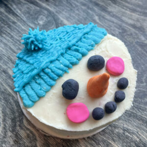 SNOWMAN THEMED CAKE CAMP! (DROP OFF); AGES 8-14 (BAKING SAMPLER)