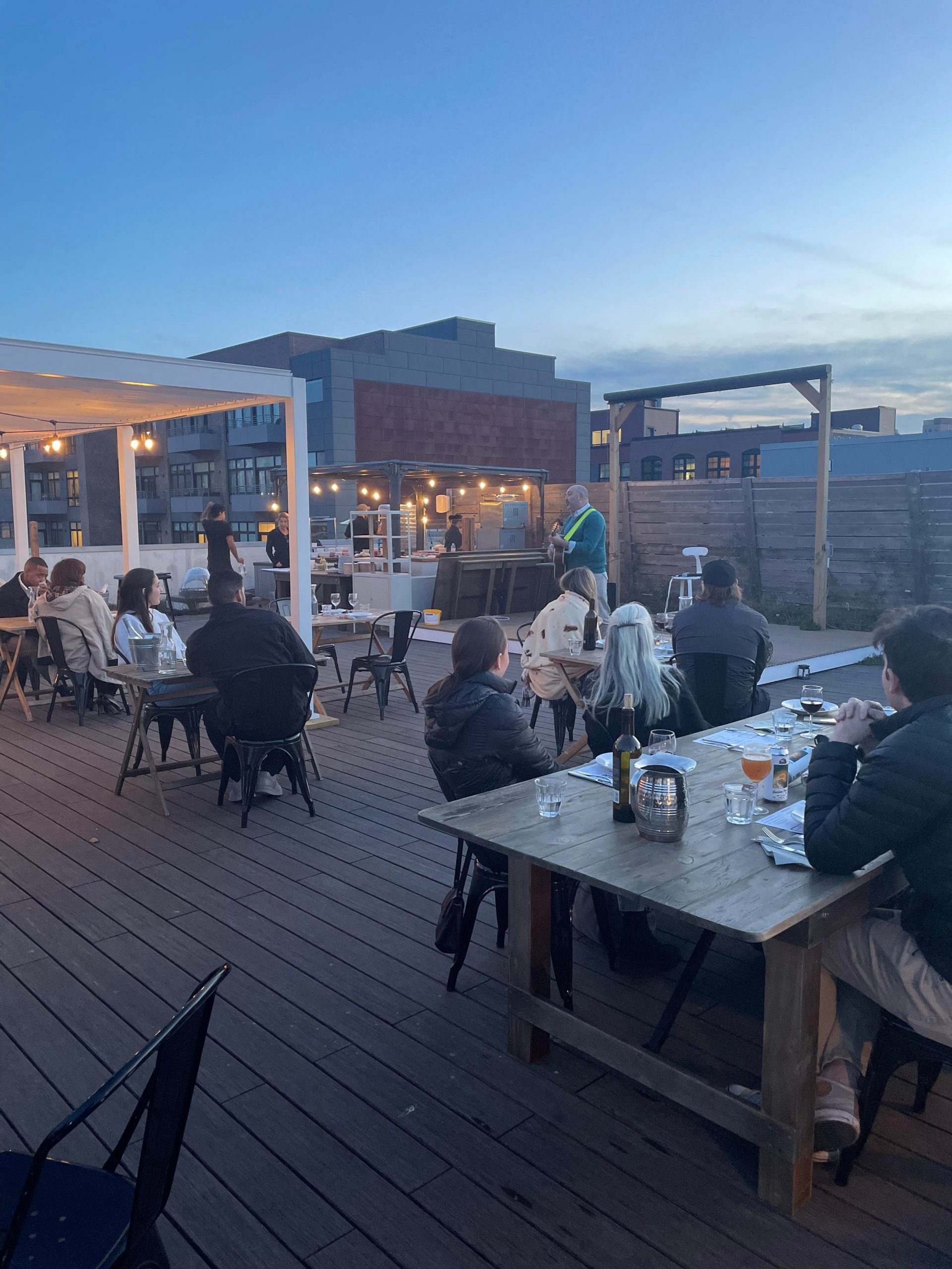 Hudson Table Hoboken ROOFTOP DINING FEATURING LIVE STAND UP COMEDY